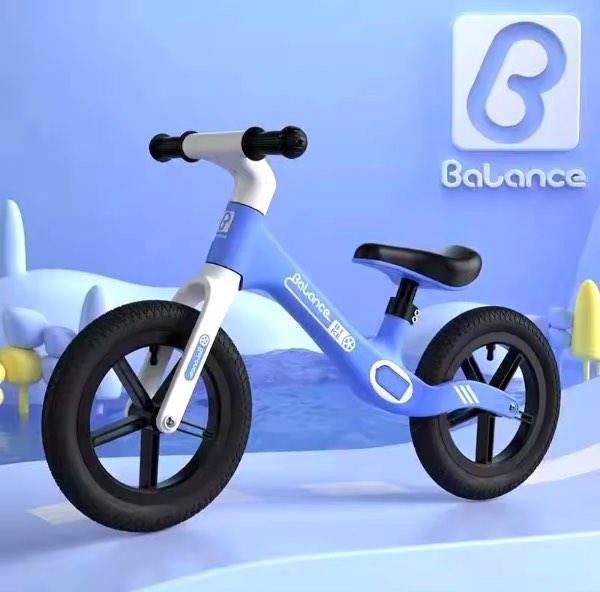 🚴‍♂️ Bicicleta de Equilibrio Premium sin Pedales – Aprendiendo a montar con confianza, estilo y diversión. 💎