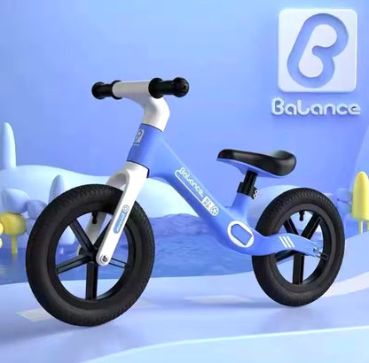 🚴‍♂️ Bicicleta de Equilibrio Premium sin Pedales – Aprendiendo a montar con confianza, estilo y diversión. 💎